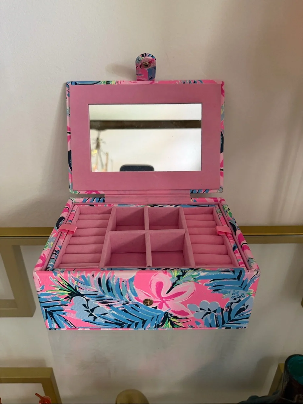 Lilly Pulitzer Cockatoo Pretty in Pink Jewelry Box